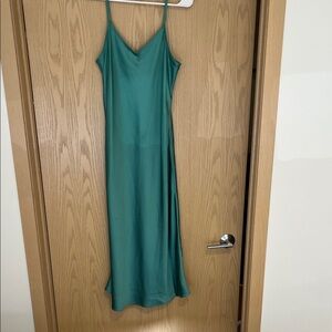 Chic Green Midi Slip Dress